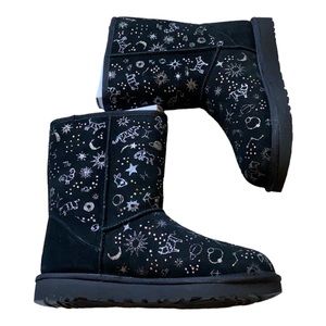 Women’s UGG Australia Classic Short Black Zodiac Black